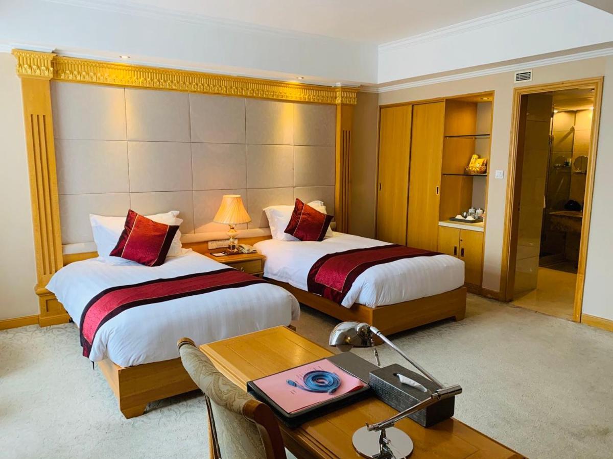 Riverview On The Bund 4*