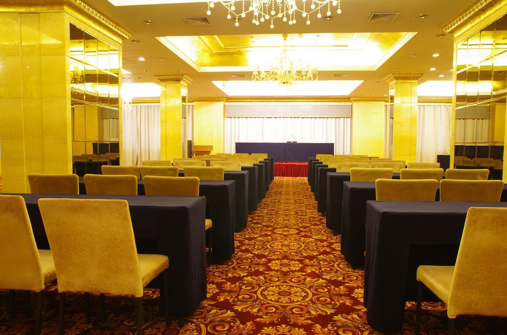 Hotel Riverview On The Bund 4*
